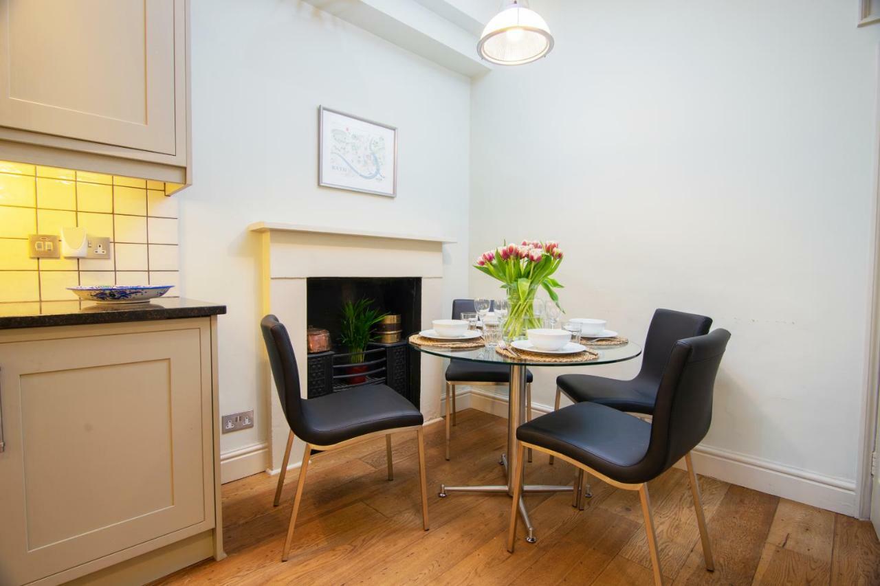 Apartment Stunning Royal Crescent With 3 Bedrooms
